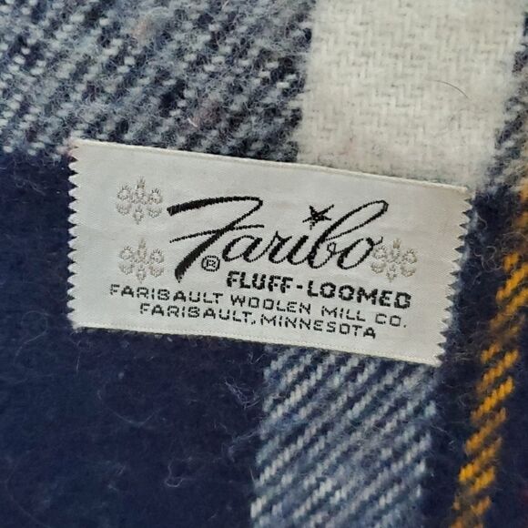 Faribault | Wool Blanket  - Picture 2 of 4